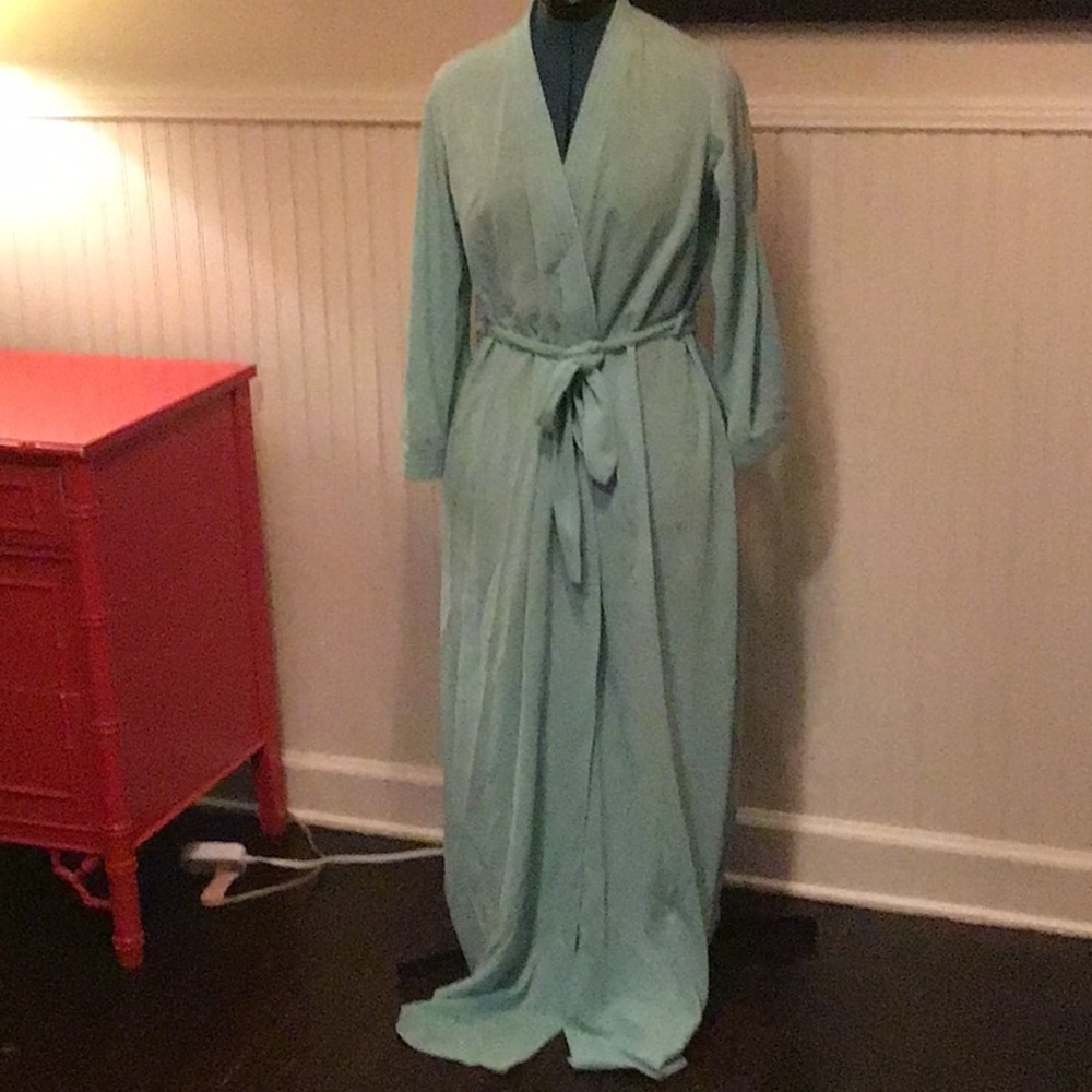 Vintage Sears Take-Along robe in aqua. Nylon. Belt. Pocket.